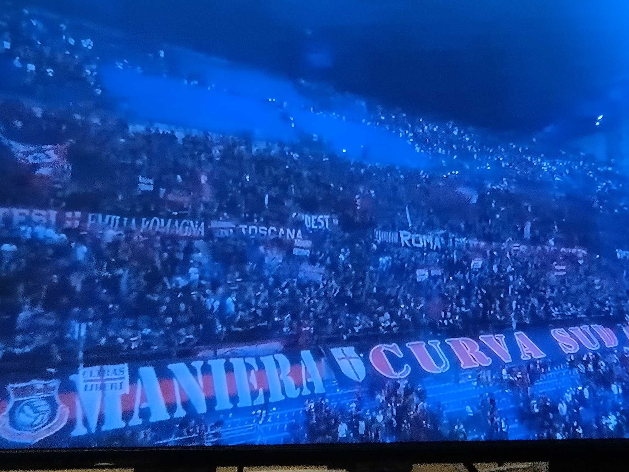 L'esultanza della curva