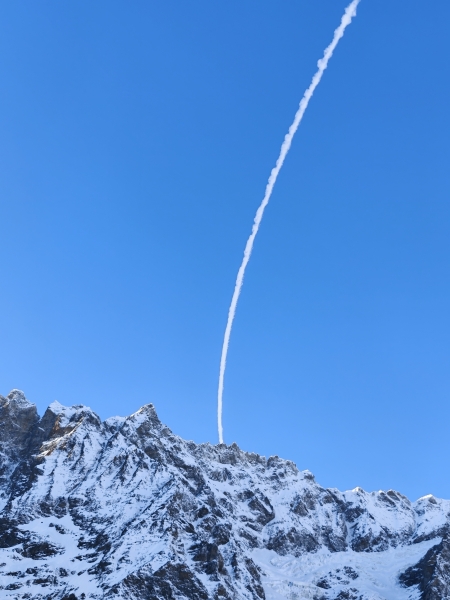 Linee tra le montagne